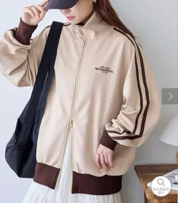 DISCOAT 원포인트 자수 트랙 자켓 베이지