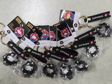 컴플리트 세트 산리오 블랙 미야쿠미야쿠  키링 입체 스트랩