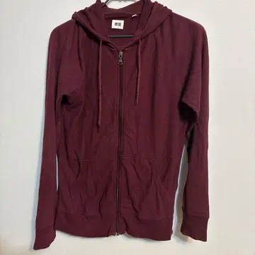 유니클로 와플 지퍼 후드티 와인 레드
