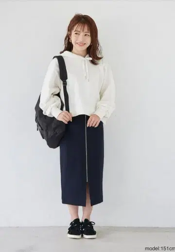 cohina 코히나 네이비 프론트 지퍼 타이트 스커트