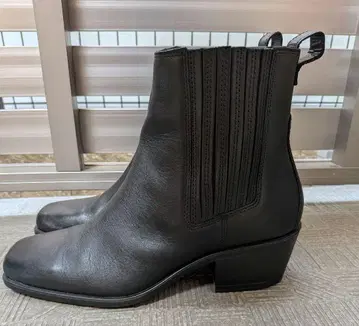 사이즈 42 27.0cm zara 가죽 힐 부츠 블랙