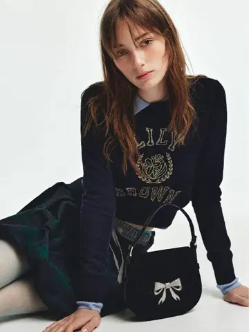 LILY BROWN 라멜로 자카드 로고 니트탑