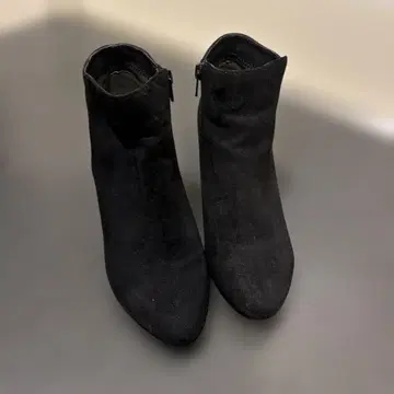 Le Talon 블랙 스웨이드 부츠