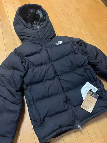 택 포함 새상품 수납 봉투 포함! 더 노스 페이스 ND92215 블랙 L