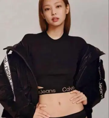 Calvin Klein 허리 로고 니트