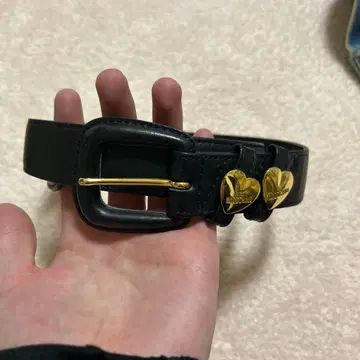 Moschino 하트형 버클 벨트 70