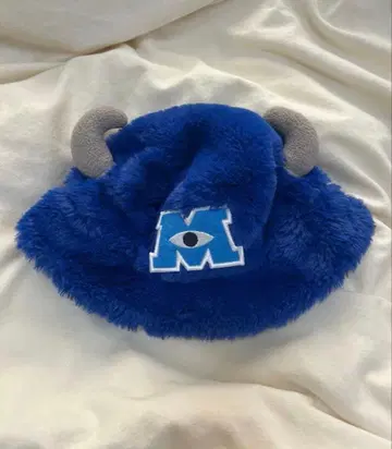 몬스터 주식회사 뿔 달린 파란 모자
