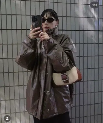 AMERI PASTINGLIKESYNTHETICLEATHERJACKET