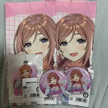 히메사키 리나미 천 포스터 캔뱃지 아크릴 키링 학마스 DMM 스크래치