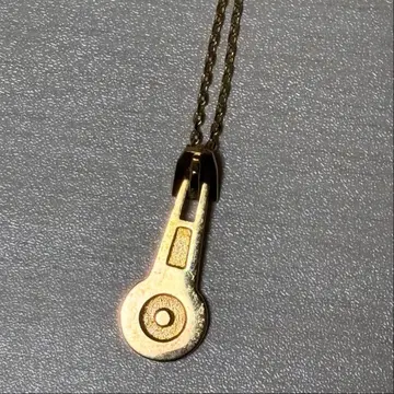 죠죠의 기묘한 모험 황금의 바람 부챠라티 액세서리