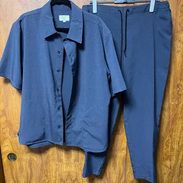 네이비 반팔 셔츠와 팬츠 셋업 ORIHICA