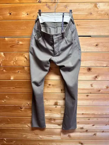 KAZUYUKI KUMAGAI ATTACHMENT 사루엘 팬츠