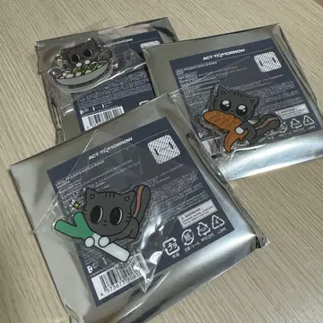 TXT PPULBATU 뿔바투 아크릴 배지 다고냥