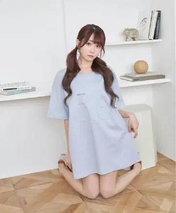 rosemuse Emboss 로고 T셔츠 색스