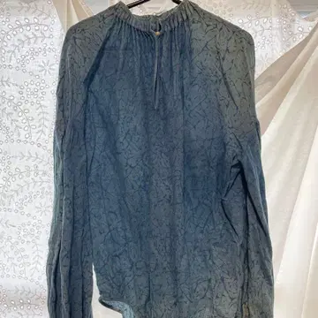 eica yoshinari 블라우스 에이카요시나리