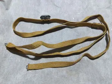 약간 옛날 돌 장식 오비 고정 띠 레트로 디자인