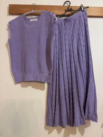퍼플 슬리브리스 상의 스커트 셋업 36 사이즈
