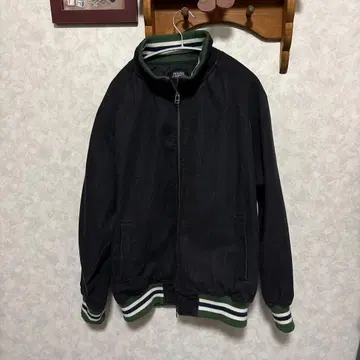 다크 그레이 집업 자켓