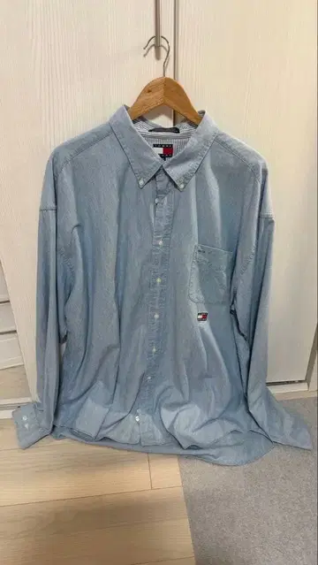 TOMMY JEANS 로고 자수 셔츠 XXL