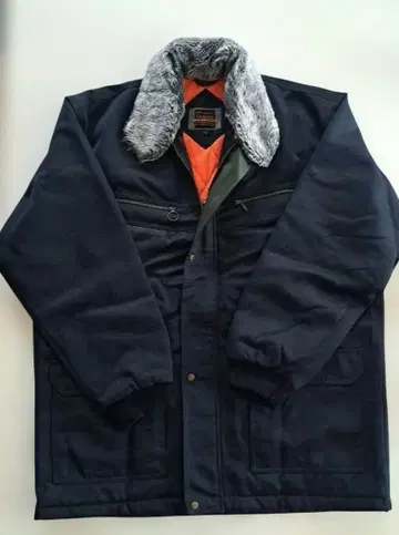 새상품급 두카점퍼 보아점퍼 파이롯트 점퍼 네이비 방한복 익명 당일 발송