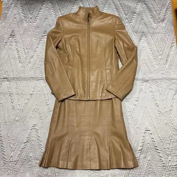 캘빈클라인 베이지 가죽 (양가죽) 자켓 스커트 세트