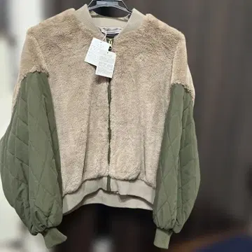 레트로걸 이소재 보아 자켓 집업 M사이즈 미사용 새상품