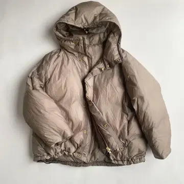 새상품급 두지엠 클라세 다운 자켓 2023 그레이지