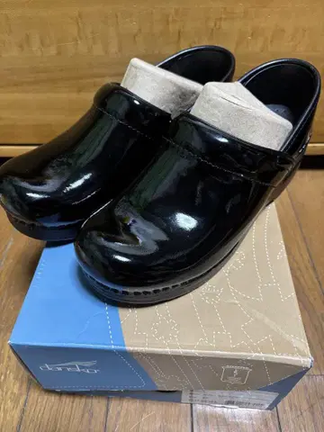 dansko PROFESSIONAL 블랙 페이턴트 37