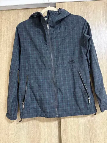 THE NORTH FACE 체크 무늬 마운틴 후드티