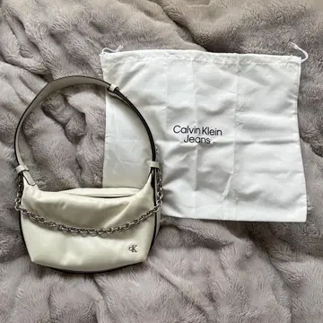 Calvin Klein 캘빈클라인 체인 파츠 숄더백