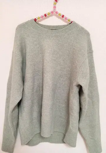 UNIQLO 라이트 그린 긴팔 스웨터 S