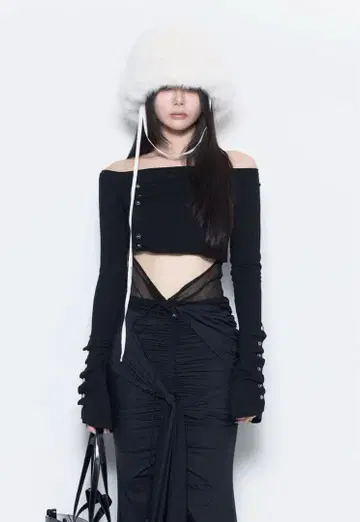 THEREDTHREAD S 버튼 레이어드 니트 탑