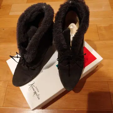 새상품급 GINZA Kanematsu 퍼 부티 23cm [박스 포함]