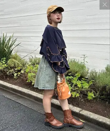 헬로 샌프란시스코 컷 아웃 프릴 상의