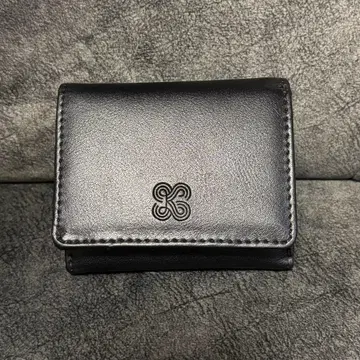 Kastane 3단 폴더형 지갑 블랙