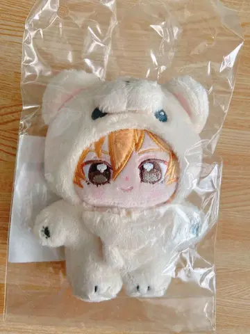 미개봉 새상품 함께 사는  히카제 카오루 이츠누이 봉제 인형 UNDEAD