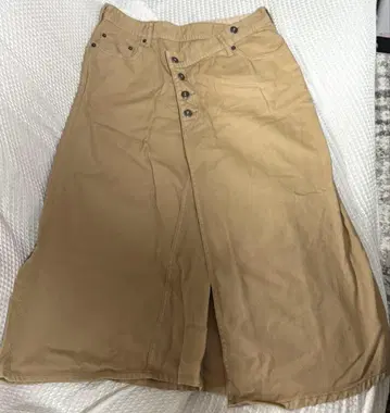 인 더 그루브 랩 스커트