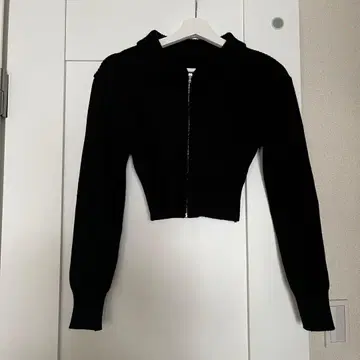 블랙 리브 편직 긴팔 스웨터