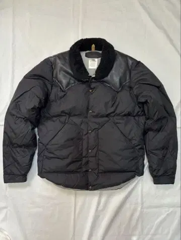 레어 Rocky Mountain Featherbe 다운 자켓 블랙