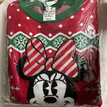 디즈니 미니의 크리스마스 스웨터
