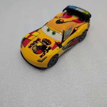 카즈 토미카 미겔 카미노