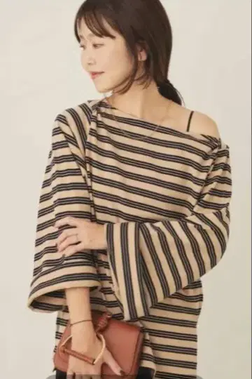 Plage wide sleeve 보더 T셔츠