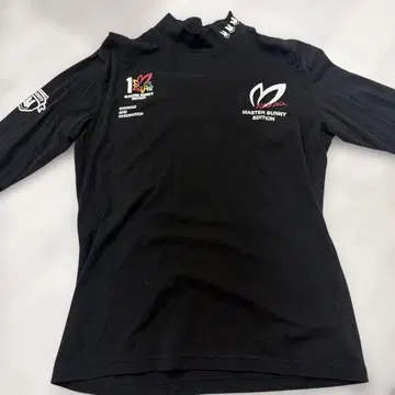 MASTER BUNNY EDITION 블랙 긴팔 셔츠