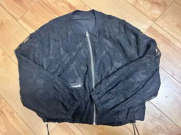 lumier 같은 형태 레이스 집업 자켓 블랙