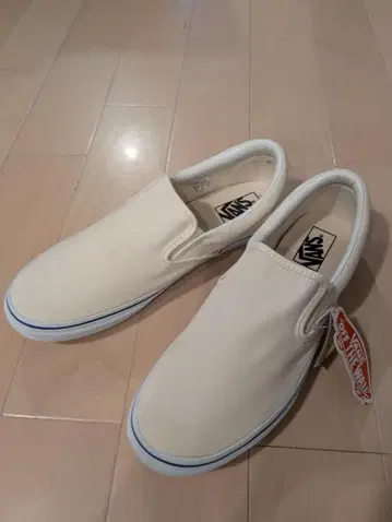 H111019 VANS 스니커즈