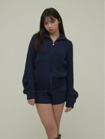 Andmary Mary logo knit set up navy