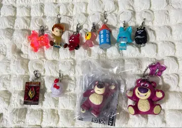 캡슐 토이 키링 세트