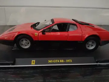 데아고스티니 페라리 365 GT4 BB 1/24