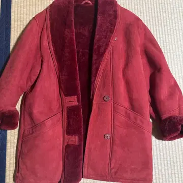 무스탕 코트 버튼 포함 새상품급