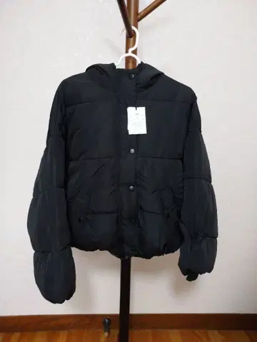 다운 자켓 블랙 프리 사이즈 후드 부착 미사용